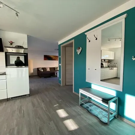 Hempis Fewo Og Apartman *