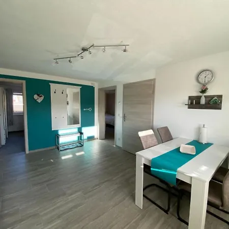 Hempis Fewo Og Apartman *